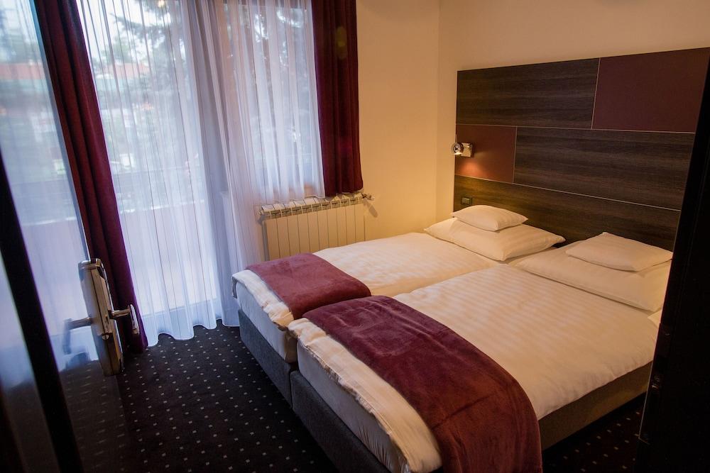 Log In Rooms Zagreb Exterior photo
